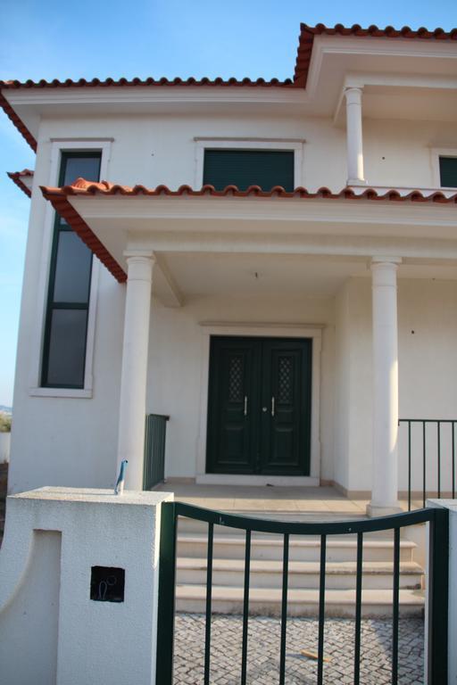 Olive View Villa Vila Nova da Barquinha Exteriör bild